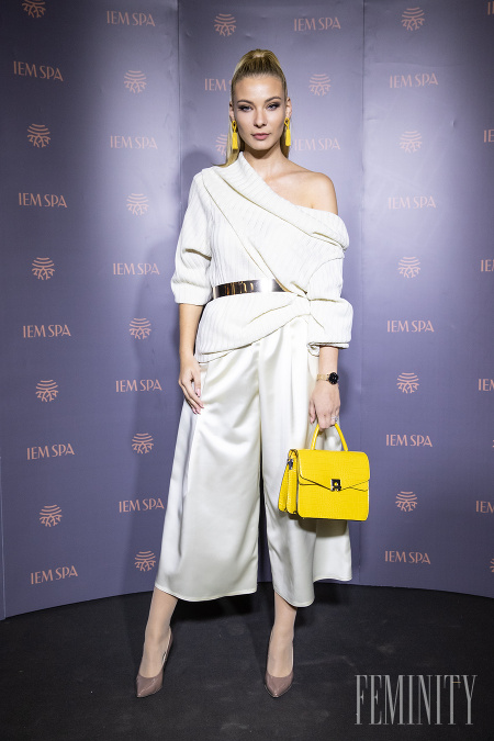 Bývalá Misska a moderátorka Fashion TV Slovensko, Erika Bugárová, dala na žiarivý farebný akcent
