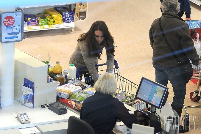 V klasických anglických supermarketoch si Kate užíva hlavne nákup čerstvej zeleniny