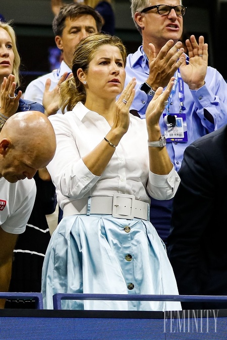 Manželka Rogera Federera je dáma ako sa patrí a v spoločnosti svojím stylingom vždy zaujme a inšpiruje